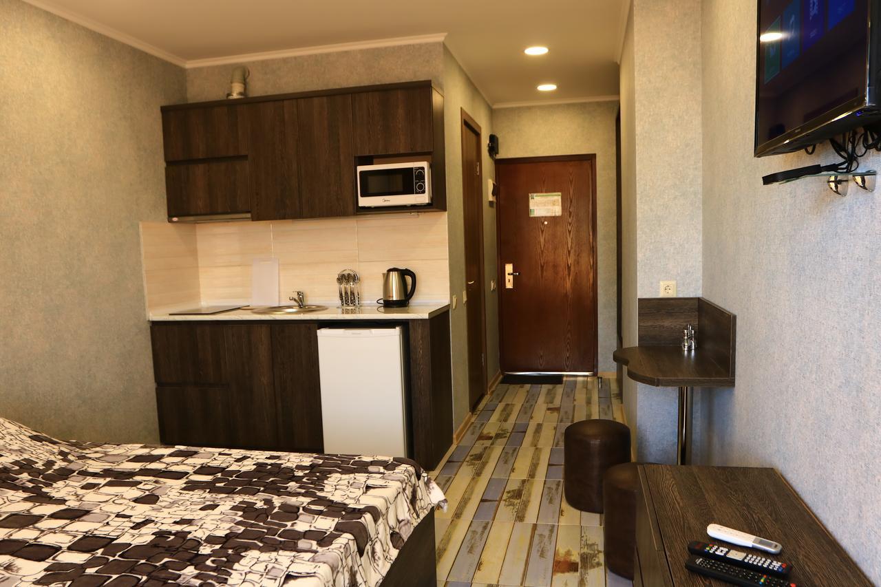 Apartament Denis In Apart-Otel Residenc Batumi Esterno foto